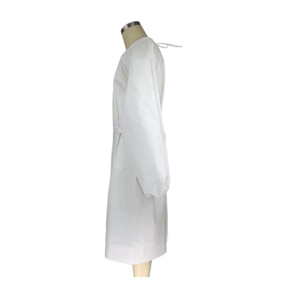 10 Piece Disposable Isolation Gown - Size: Large - Non Surgical - Picture 4 of 11